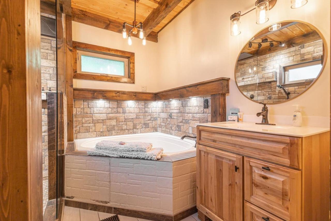Canyon View Treehouse- Relaxing Getaway In Jasper With An Amazing View Buitenkant foto